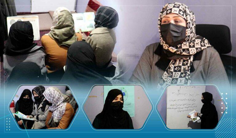 یک خانم معلم در شهر کابل برای ۱۵۰ دختر زمینهٔ فراگیری مضامین مکتب را مساعد ساخته‌است