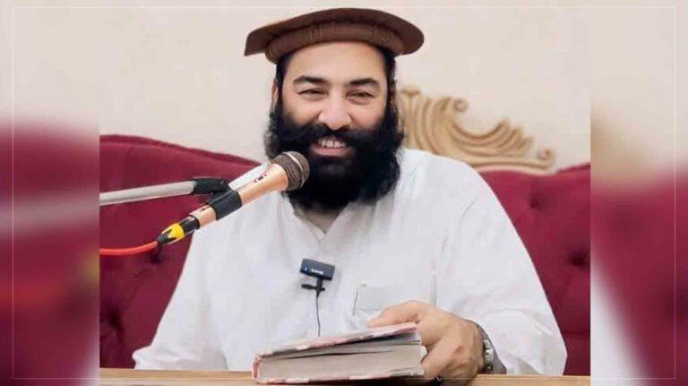 مفتی منیر شاکر در انفجاری در پیشاور جان باخت