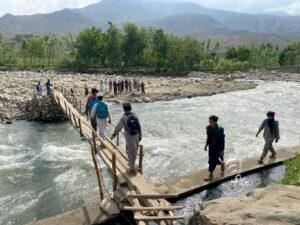 د لغمان د الیشنګ ولسوالۍ زرګونه کورنۍ پر الیشنګ سیند د پل جوړېدو غوښتنه کوي