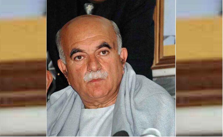 Achakzai seeks legal status for Afghans in Pakistan