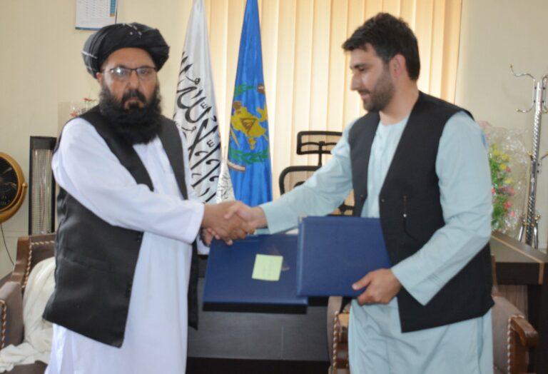 د کډوالو وزارت او درېیو موسسو ترمنځ د همکارۍ څلور هوکړه‌لیکونه لاسلیک شول