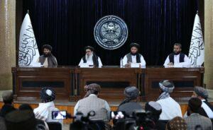 مولوي جلالي: د روغتیا برخې مرسته‌‌کوونکي دې روڼتیا ته پاملرنه وکړي