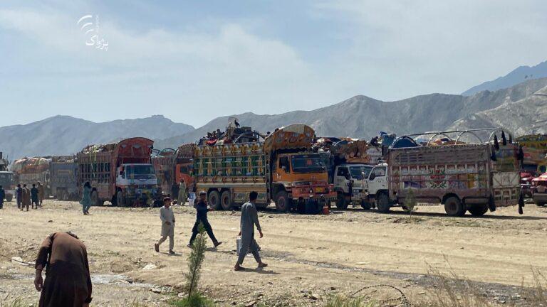 Pakistan expels over 8,000 Afghans in the past 2 days