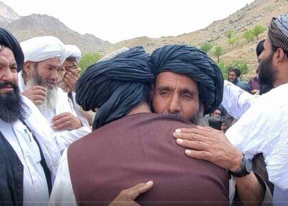 اروزګان کې د دوو کورنیو ترمنځ دښمني پای ته ورسېده