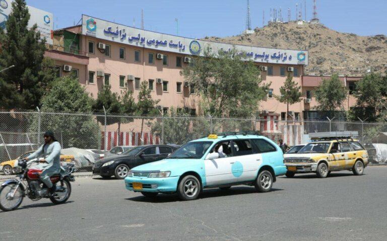 Taxi drivers asked not to abuse ban on private cars as cabs