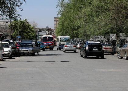 خیرخواه: موترهای دست‌راست که از پروسۀ ثبت و توزیع جوازسیر و نمبرپلیت بازمانده، اجازۀ تردد ندارد