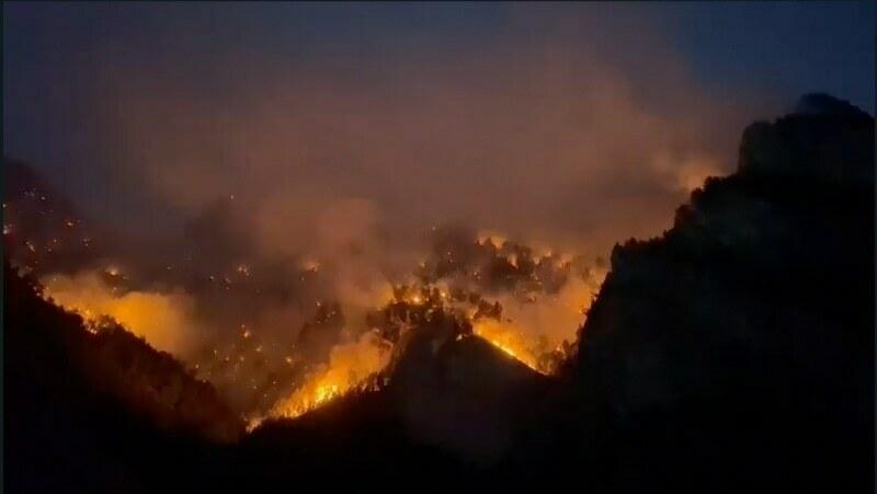 Govt buildings set alight in Balochistan