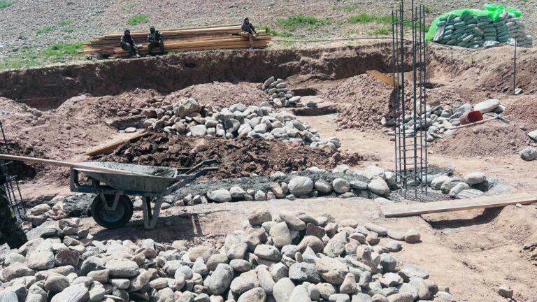 سنگ تهداب یک مرکز صحی در ولسوالی راغستان بدخشان گذاشته شد