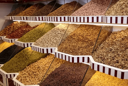 هندي سوداګرو له افغانستانه د وچې میوې د لېږد لپاره د هوایي دهلېز رامنځته کېدو غوښتنه کړې