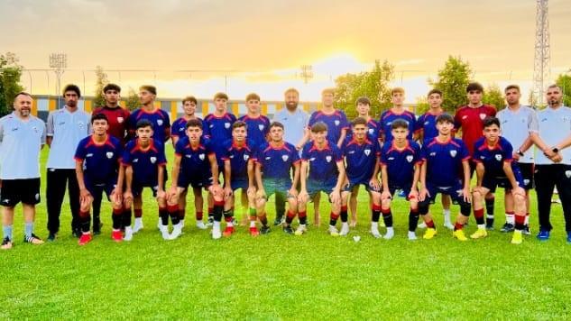 د افغانستان د فوټبال له ۱۷ کلنو کم‌عمره ملي لوبډله نن د تاجکستان له لوبډلې سره لوبه کوي