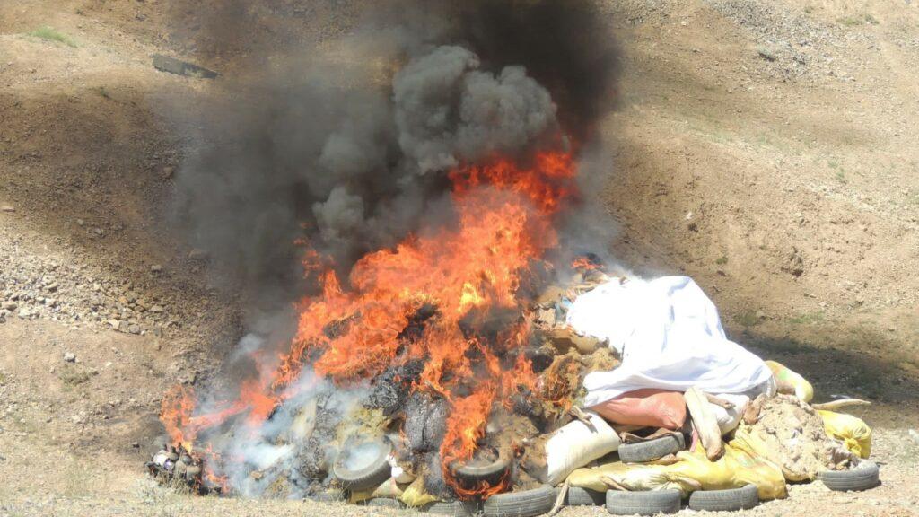 لوګر کې اته ټنه نشه‌يي توکي وسوځول شول