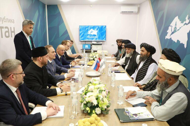 ملا برادر با رئیس‌جمهور موردوویا دیدار کرده‌است