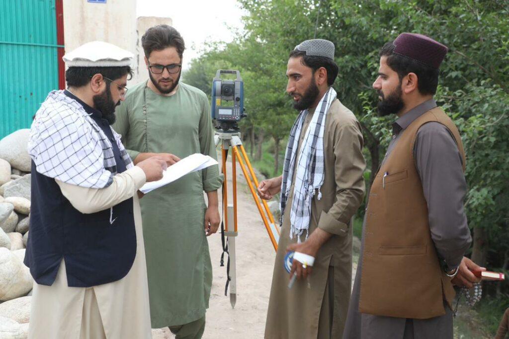 جلال‌اباد ښار کې د چهل‌متره حلقوي سړک د مسیر معلومولو سروې پیل شوه