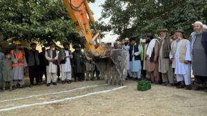 مزارشریف ښار کې د یوه سړک پخولو چارې پیل شوې