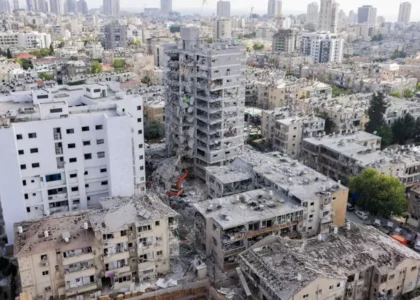 Iran launches fresh missile barrage on Israeli cities