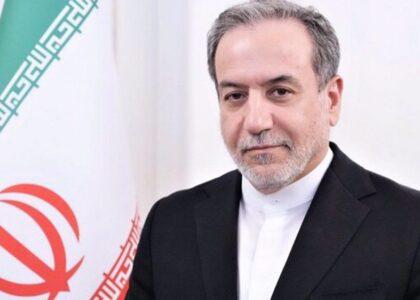 سیدعباس عراقچی خواستار حل اختلافات افغانستان و پاکستان از مسیر گفت‌وگو شد