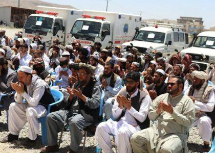 غزني کې له یو شمېر روغتونونو سره د روغتیايي تجهیزاتو او وسایطو مرسته وشوه