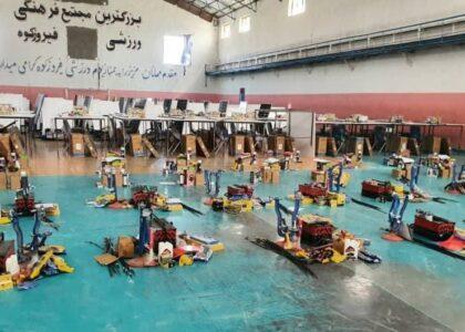 در غور برای ده‌ها جوان وسایل کار توزیع شد