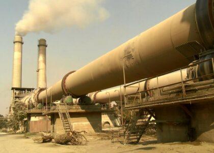 اقتصادي معاونیت: افغانستان په ۱۳۰ برخو کې ځان بسیاینې ته رسېدلی