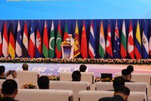 Afghanistan seek stronger ties with China, South Asia