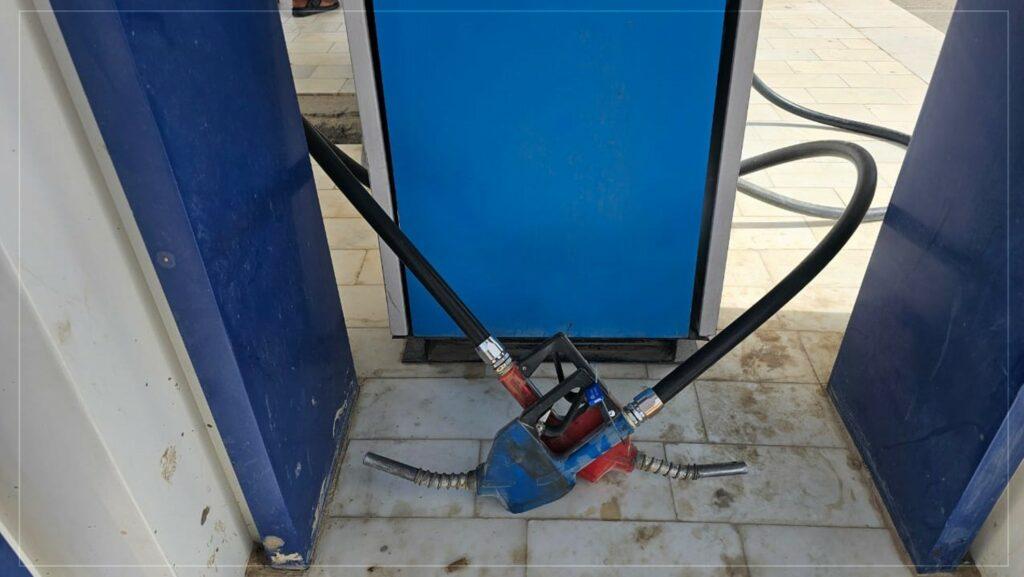 ده تانک تیل در نیمروز به دلیل ‌گران‌فروشی و عرضۀ تیل بی‌کیفیت مسدود شد