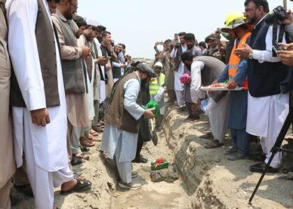 خوست کې د یوه سپورټي کمپلېکس جوړولو چارې پیل شوې
