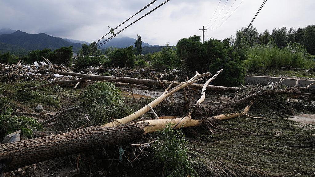 ۳۰ تن در پی بارنده‌گی‌های شدید در بیجینگ جان ‌باخته و بیش از ۸۰ هزار نفر تخلیه شده‌اند