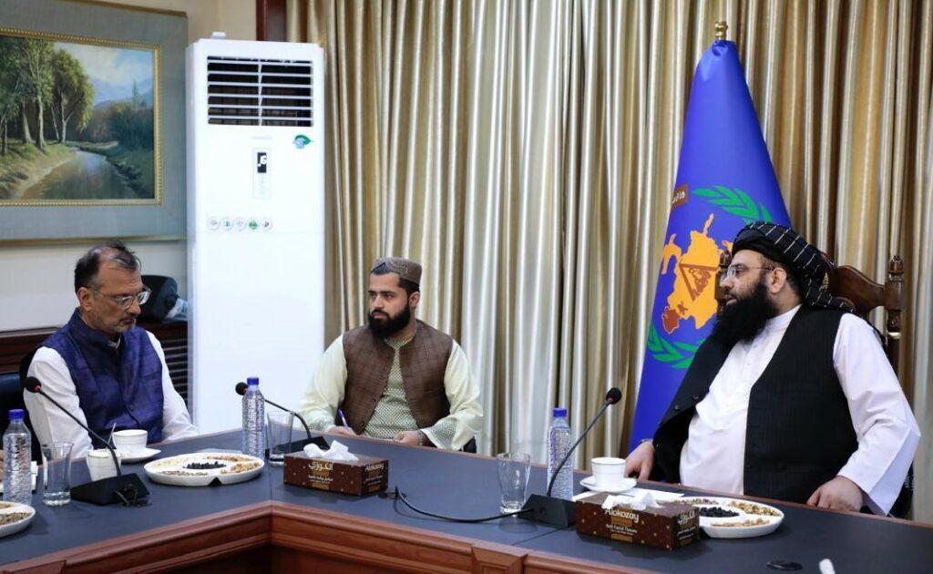 سازمان ملل: برای حل مشکلات مهاجرین افغان، نشست سه‌جانبه در کابل برگزار خواهد شد