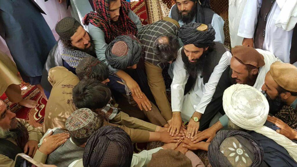 کاپیسا کې د دوو کورنیو ترمنځ ۱۵ کلنه دښمني پای ته ورسېده