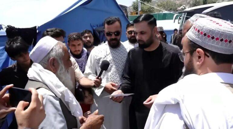 Mohammad Nabi donates 1m afs to Afghan returnees