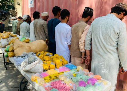ننګرهار کې د لسګونه کیلوګرامه نشه‌یي توکو د قاچاق او پلور په تور لس کسان نیول شوي