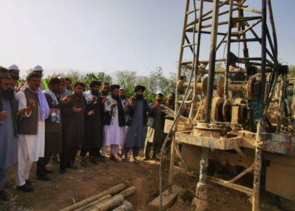 کار ساخت دو شبکۀ آب آشامیدنی در سمنگان آغاز شد