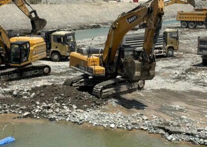 کار استخراج معدن طلای سمتی در تخار آغاز شد