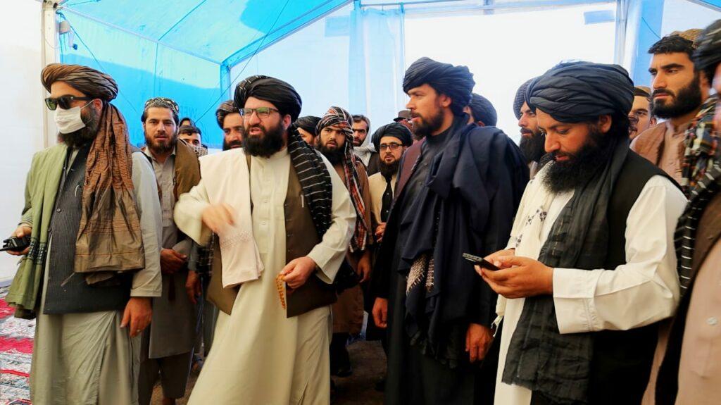 مسوولین: تېره یوه میاشت کې له راستنو شوو کډوالو سره د مرستو برخه کې شاوخوا دوه میلیارده افغانۍ لګول شوې