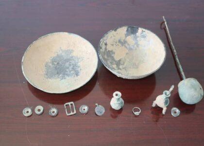 یازده اثر تاریخی در غور کشف و به موزیم سپرده شد