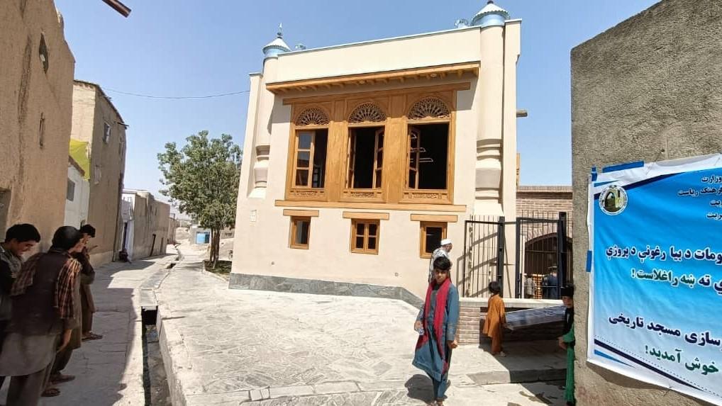 غزني کې د باباجي تاریخي جومات د بیارغونې چارې بشپړې شوې