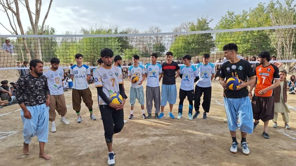 غزني کې د والیبال درې ‌اړخیزې سیالۍ ترسره شوې