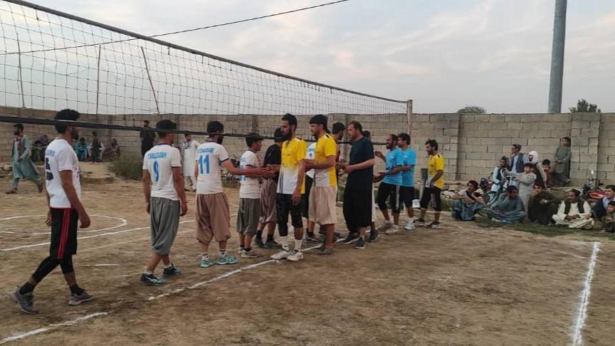 غزني کې د لسو لوبډلو ترمنځ د والیبال شپنۍ سیالۍ پای ته ورسېدې