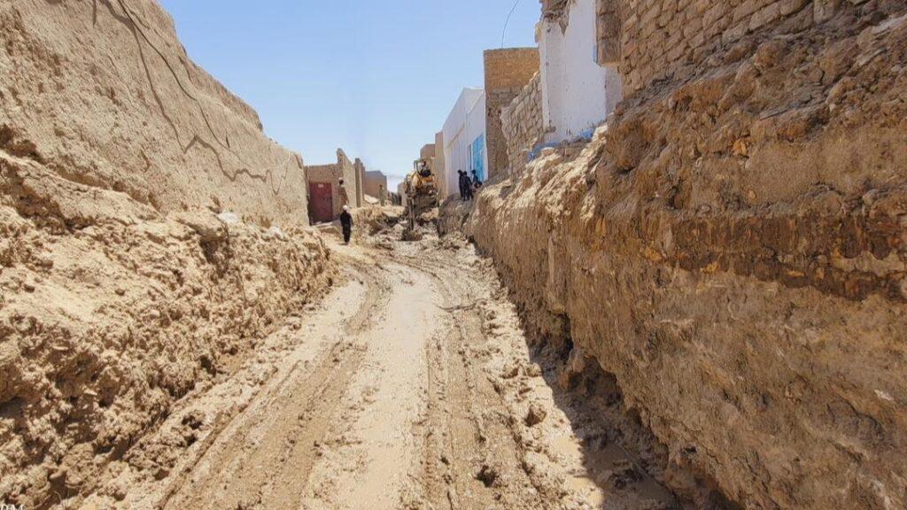 کندهار ښار کې د استنادي دېوالونو جوړولو یوې پروژې چارې پيل شوې