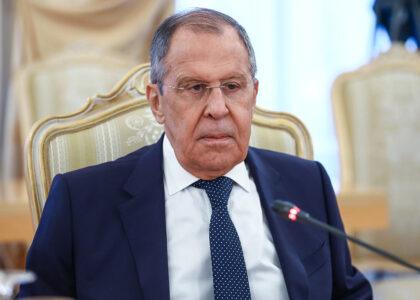 لاوروف: د پوتین او زلینسکي ترمنځ هیڅ لیدنه پلان شوې نه ده