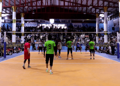 رقابت‌های والیبال میان ده تیم در خوست آغاز شد