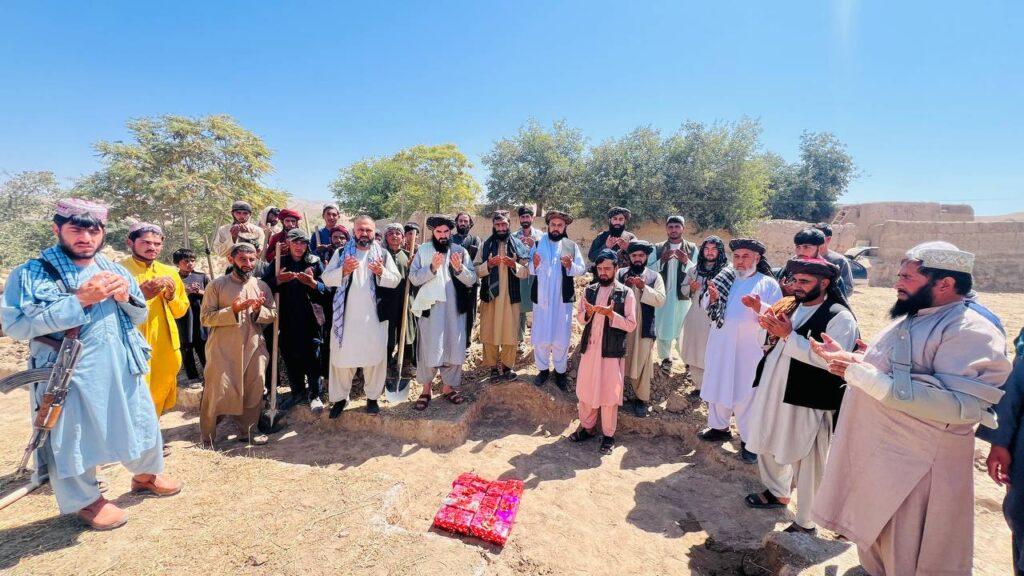 کار ساخت یک مکتب به ارزش بیش از ۱۱ میلیون افغانی در فاریاب آغاز شد