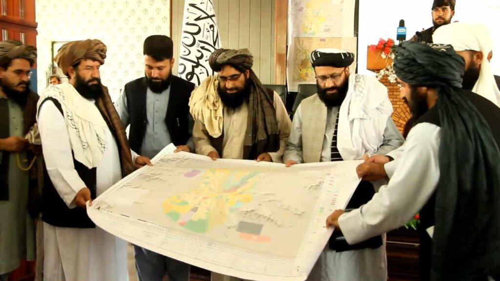 د غزني ښار نوی ستراتیژیک او تفصیلي پلان د تطبیق په موخه ښاروالۍ ته وسپارل شو  