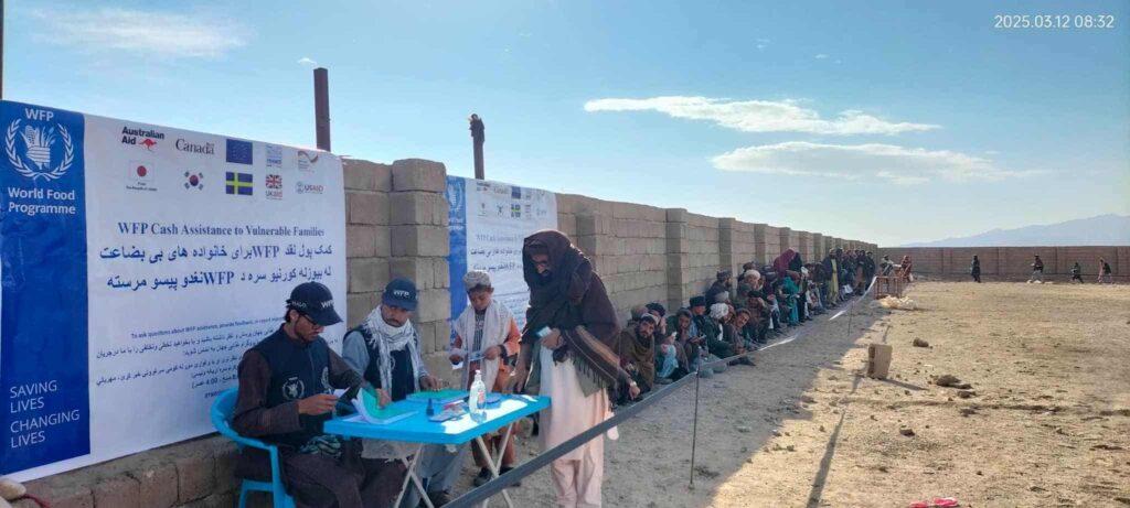 Above 1000 needy families distributed cash aid in Wardak