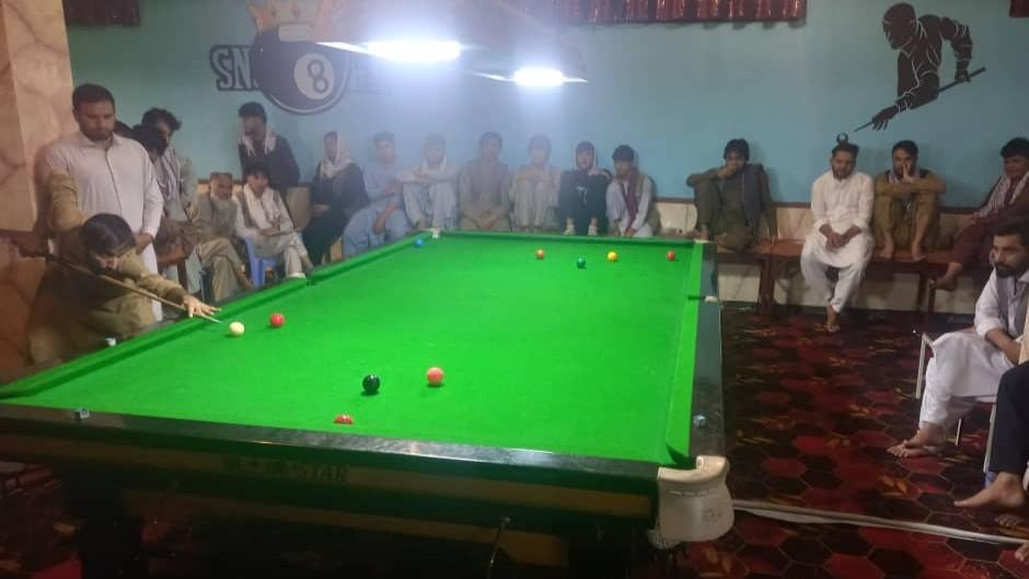 مسابقات دوستانۀ سنوکر میان ۴۲ بازیکن در غزنی به پایان رسید