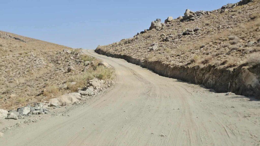 غزني کې د ۶۰ میلیونه افغانیو په لګښت بېلابېلې پراختیايي پروژې ګټې اخیستنې ته وسپارل شوې