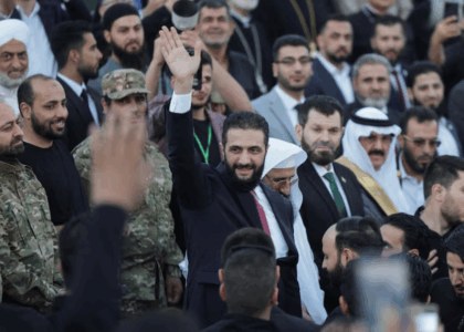 د سوریې ولسمشر احمد الشرع امریکا ته تللی