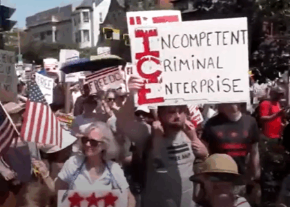 تظاهرات گسترده در واکنش به سیاست‌های ترمپ و استقرار نیروهای گارد ملی در واشنگتن