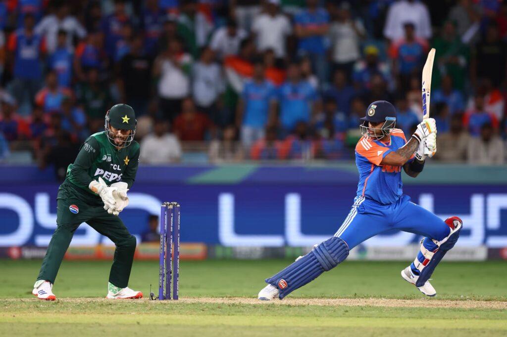 د کرکټ اسیا جام دویم پړاو سیالۍ؛ نن د هند او پاکستان ترمنځ لوبه کېږي