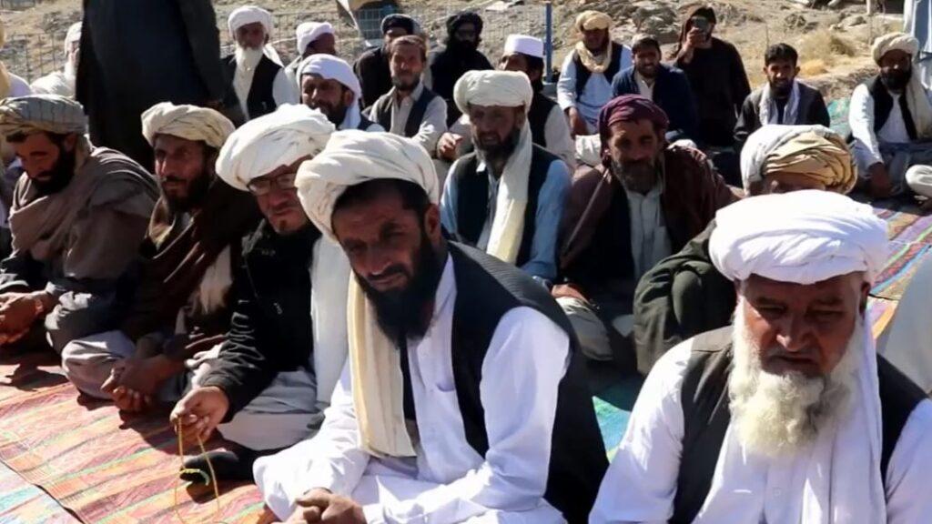 د غزني په ګیلان ولسوالۍ کې د دوو کورنیو ترمنځ روغه وشوه